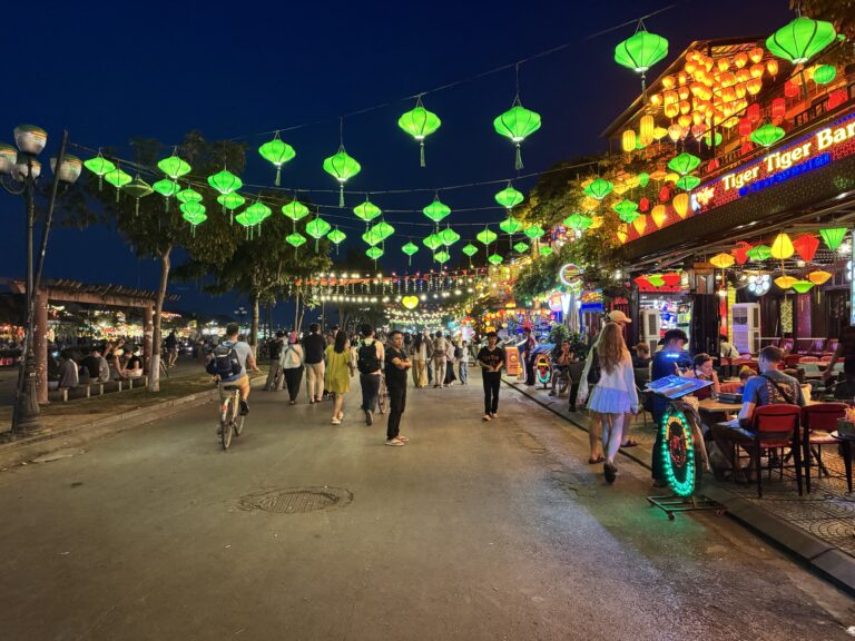 ホイアンで生活実態が見えにくくなる理由